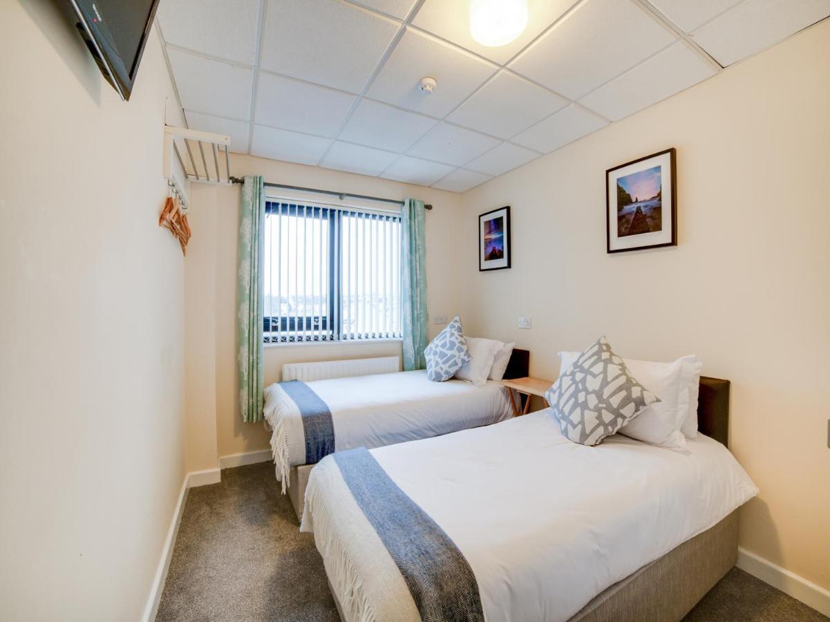 Rambler Travel Inn Портстюърт Екстериор снимка